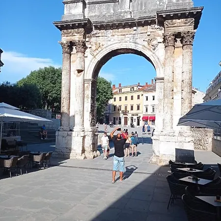Oliva Apartment Pula
