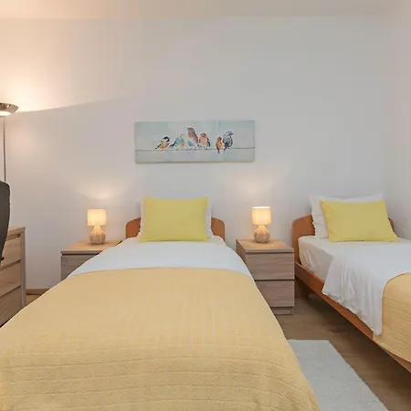 Apartment Oliva Pula