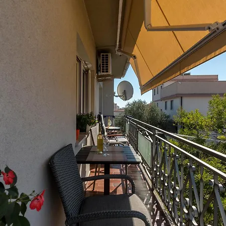 Oliva Apartmán *